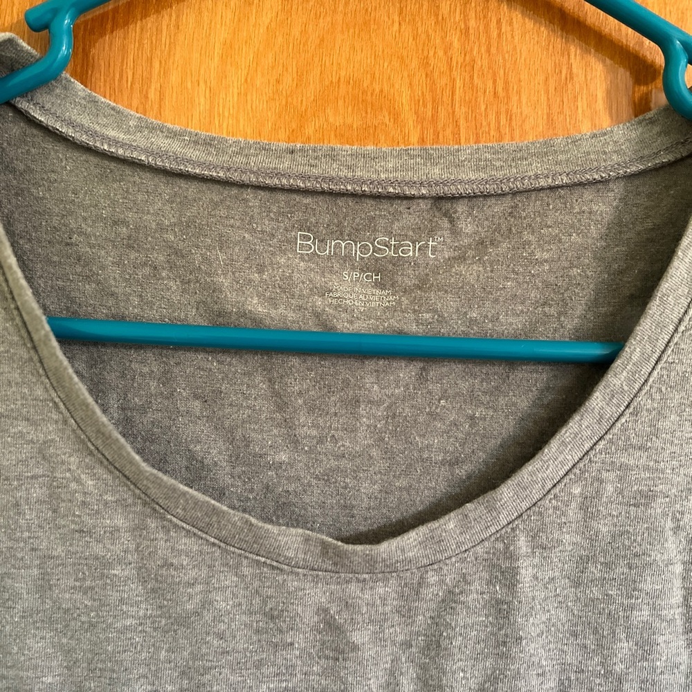 Maternity tee - Picture 3 of 3